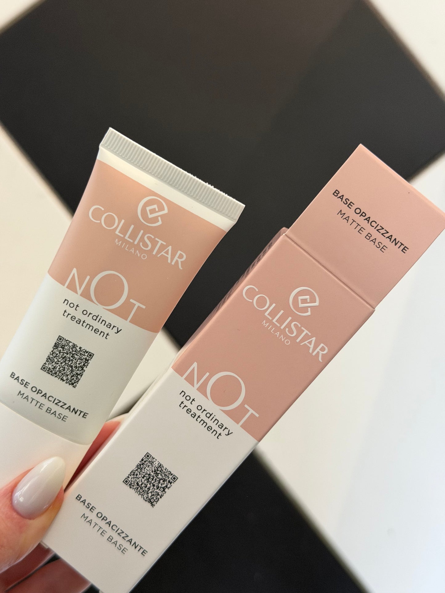 COLLISTAR
Not Matte Base
Immediat Effect