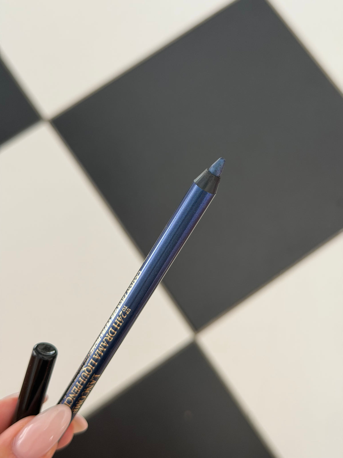 LANCÔME Drama Liqui-Pencil (06) Dramatic Eyeliner
Waterproof Pencil-Gel Hybrid