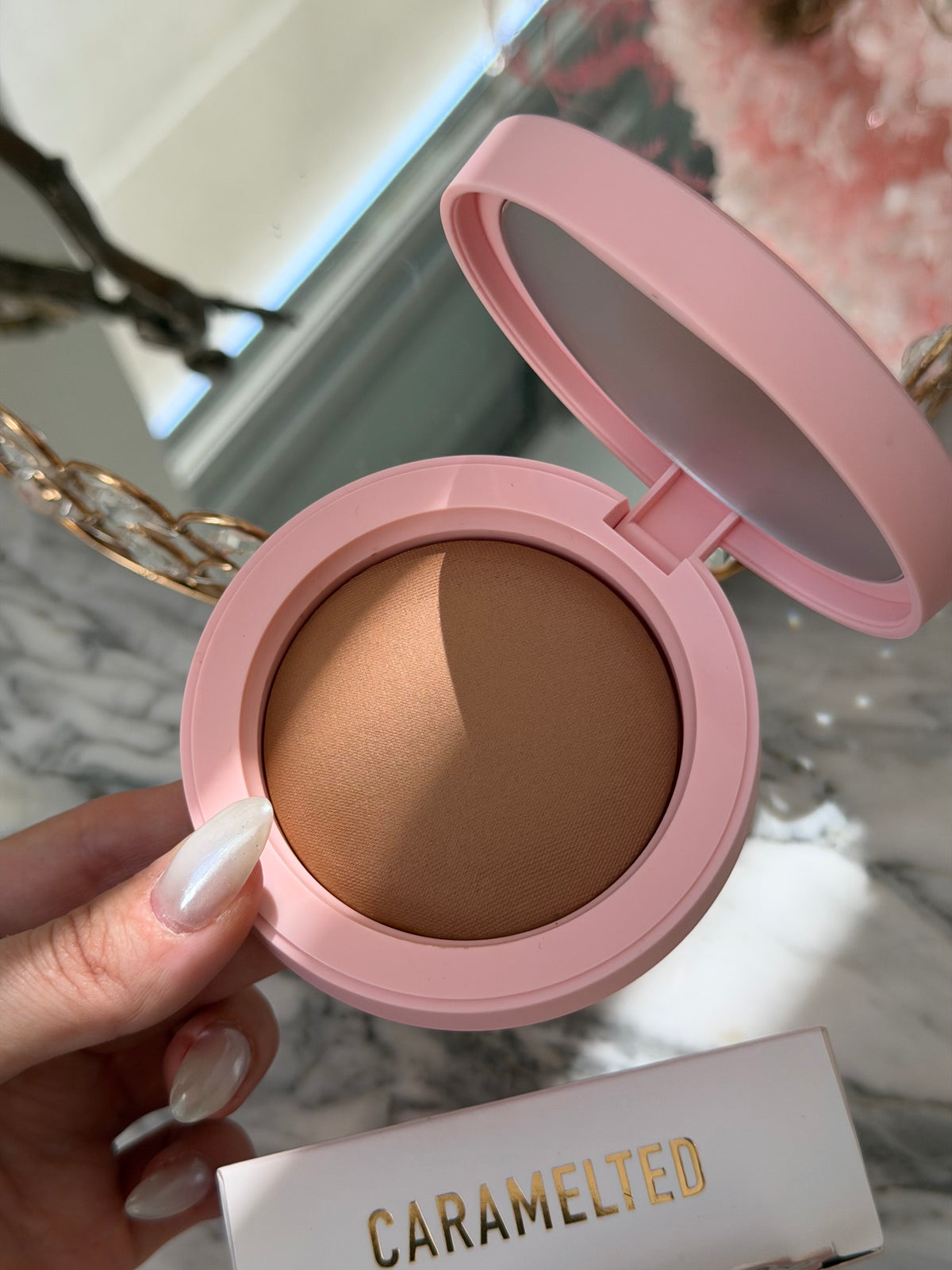 P.LOUISE The Cheek Of It Baked Bronzer - Caramelted