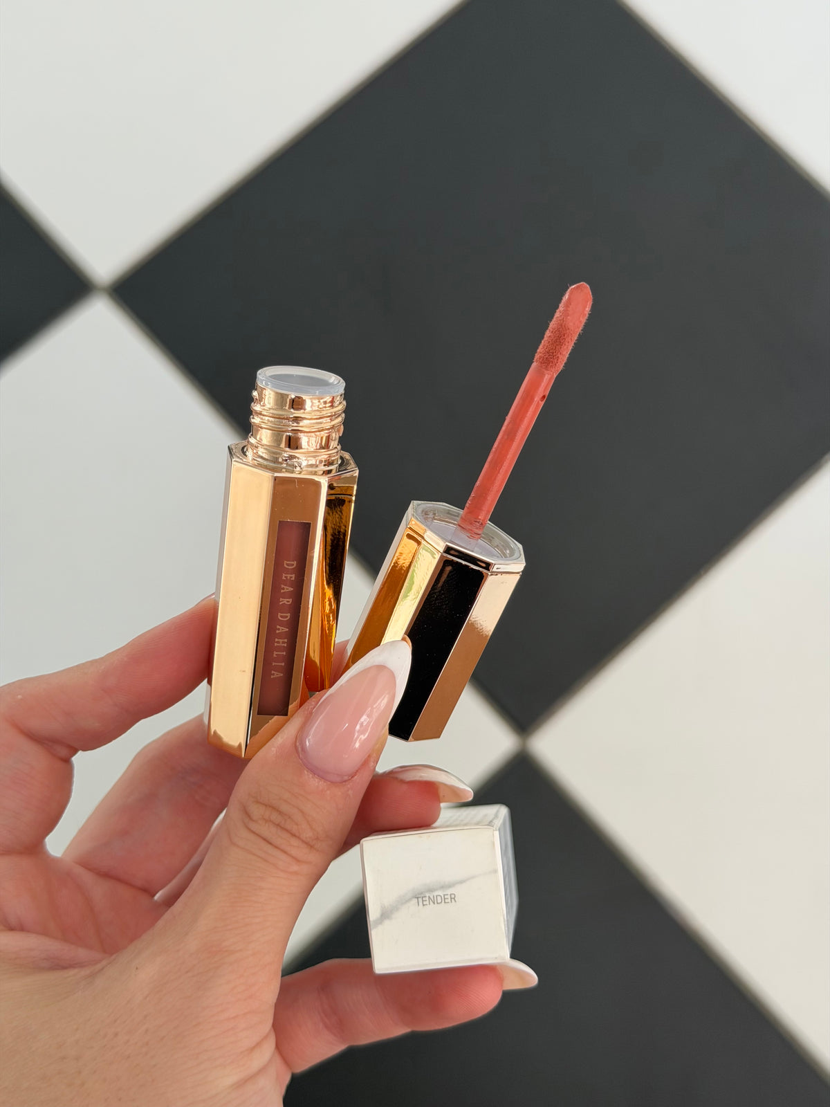 DEAR DAHLIA Sensuous Matte Lip Suit Liquid Lipstick - Tender