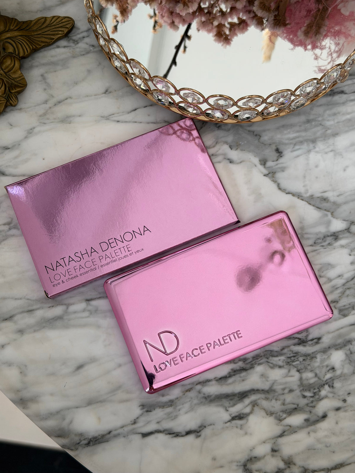 NATASHA DENONA Love Face Palette
Eye & Cheek Essential