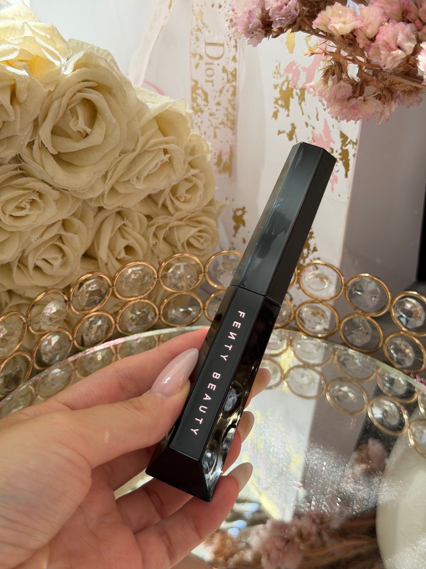 FENTY BEAUTY Hella Thicc Voluminizing Mascara (01)