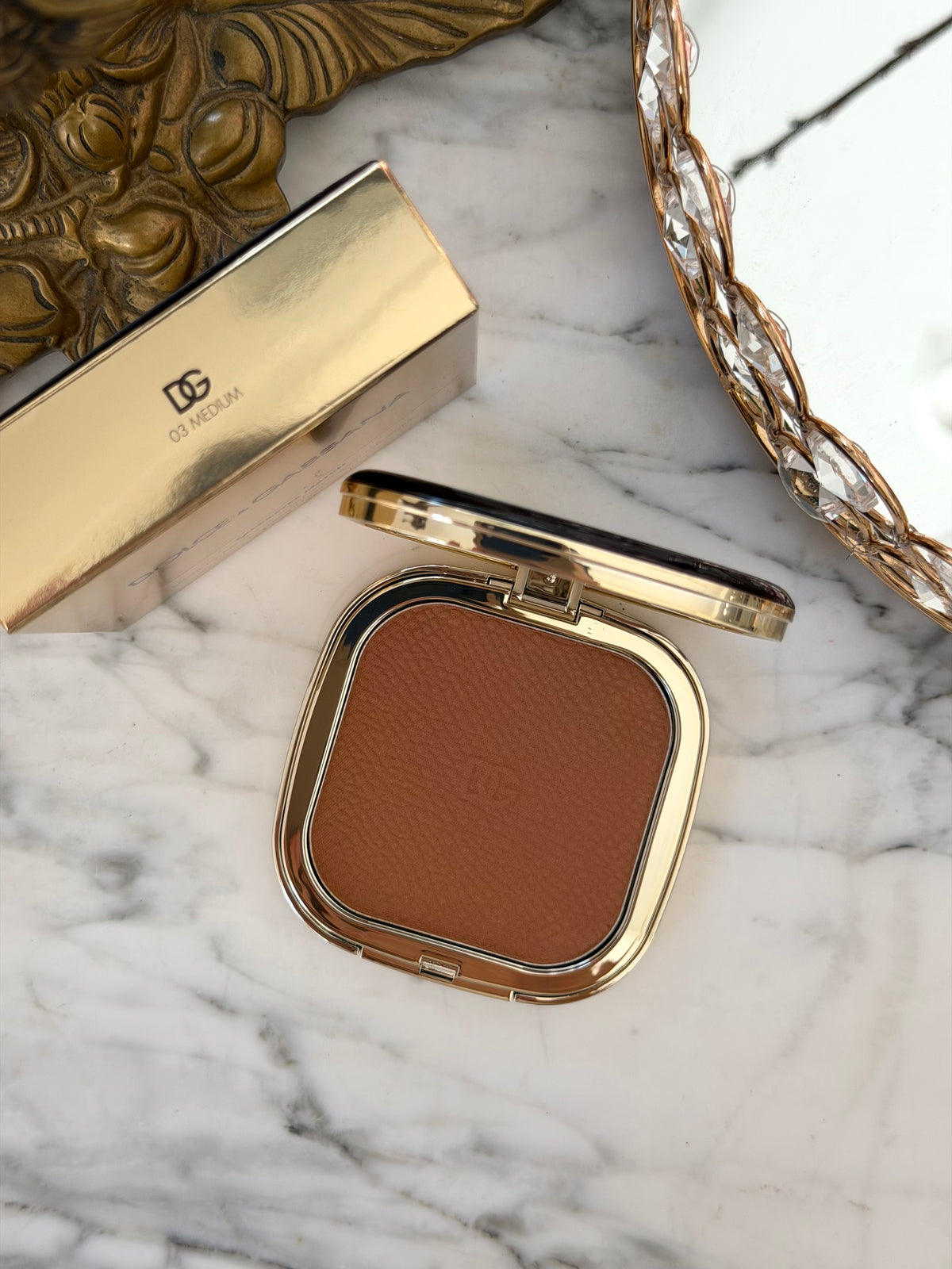 DOLCE&GABBANA Face&Eyes Match
Lasting Bronzer & Eyeshadow Powder (03)