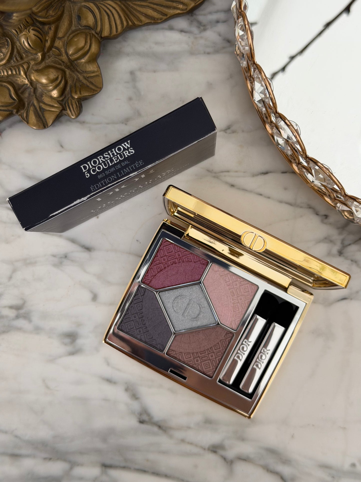 DIOR Diorshow 5 Couleurs - Limited Edition (863)
High-Color Eyeshadow Wardrobe - Longwear Creamy Powder Palette