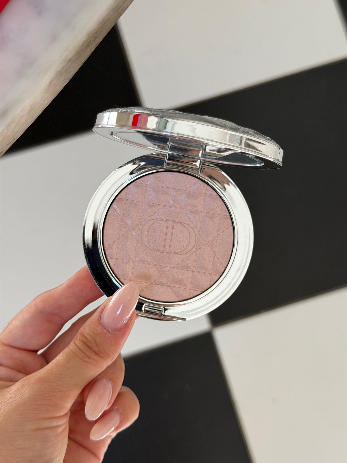 DIOR Forever Glow Luminizer - Illuminating Powder For Face (03)