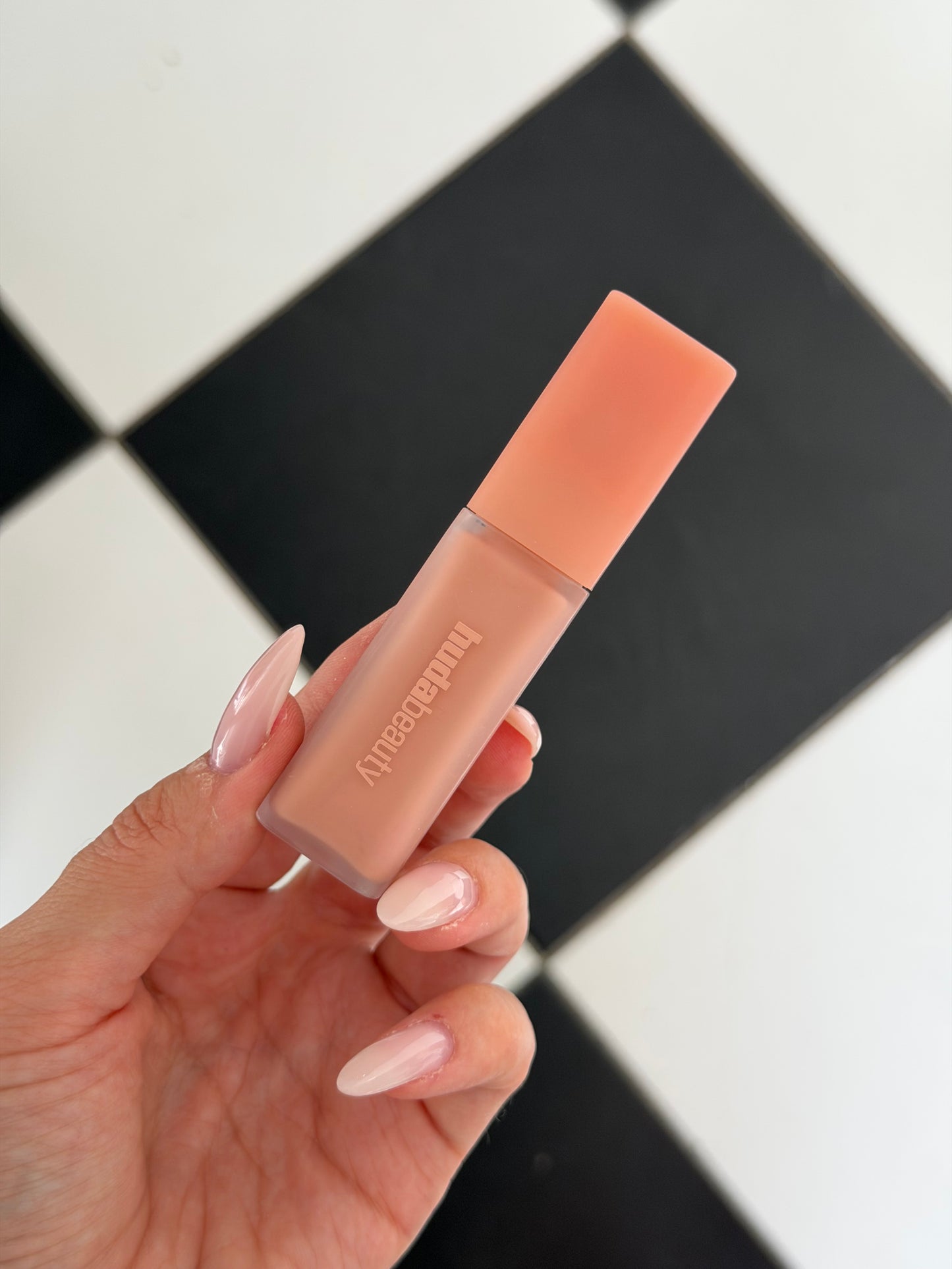 HUDA BEAUTY FauxFilter Luminous Matte Concealer - Pink Pomelo