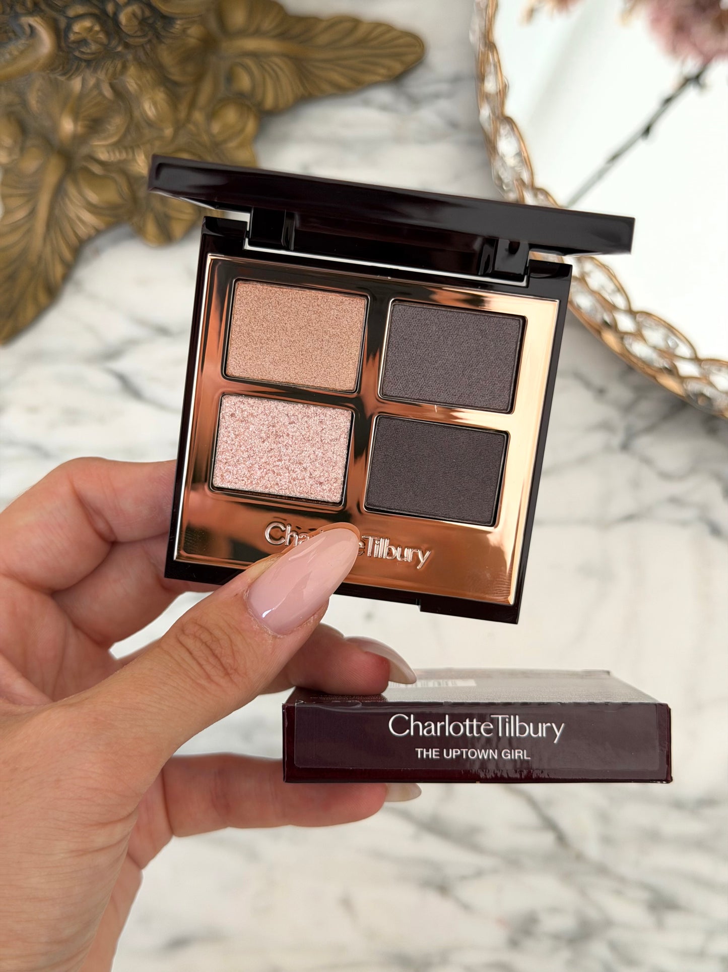 CHARLOTTE TILBURY Luxury Palette - 
The Uptown Girl