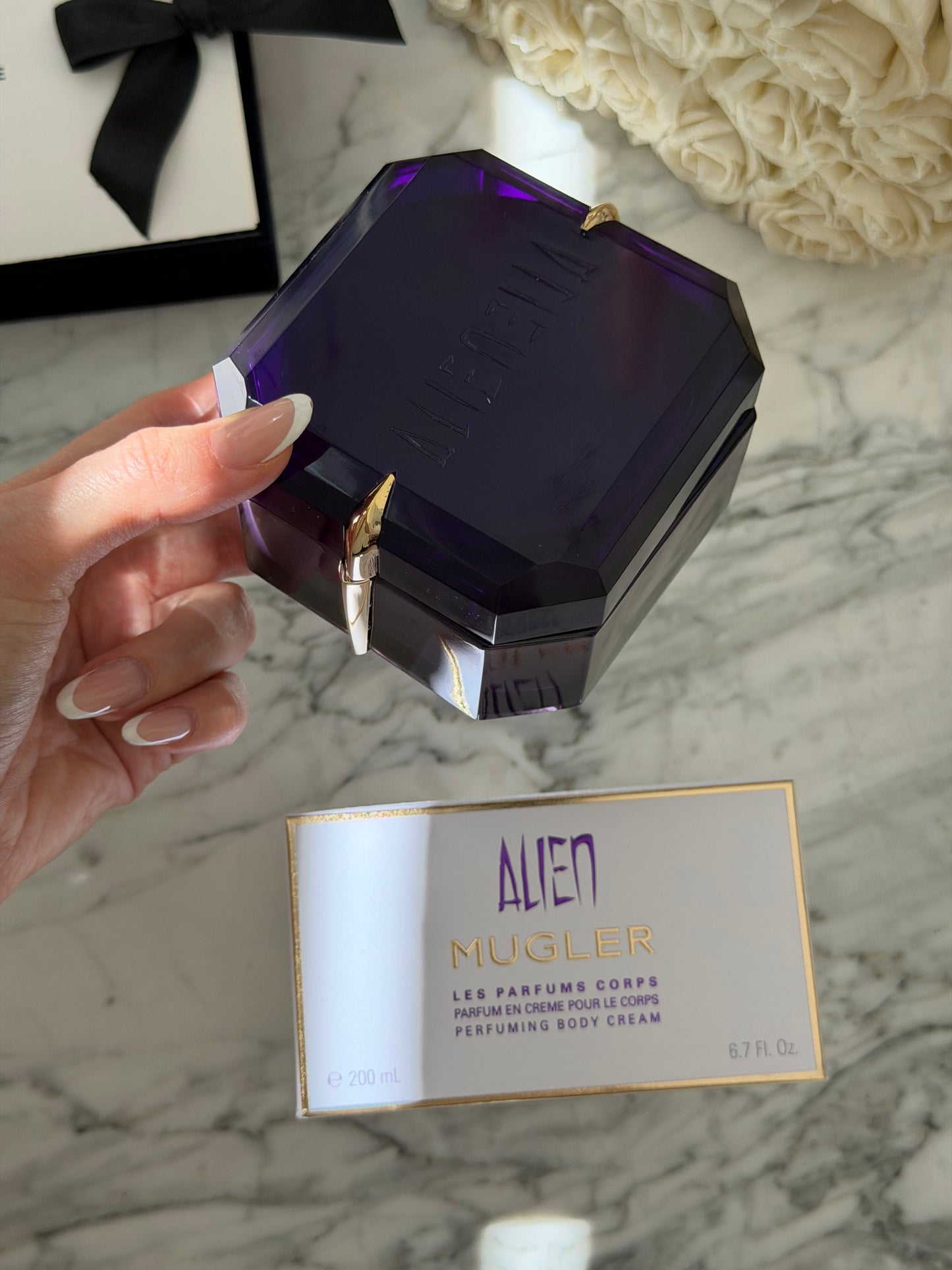 THIERRY MUGLER Alien Beautifying Body Cream