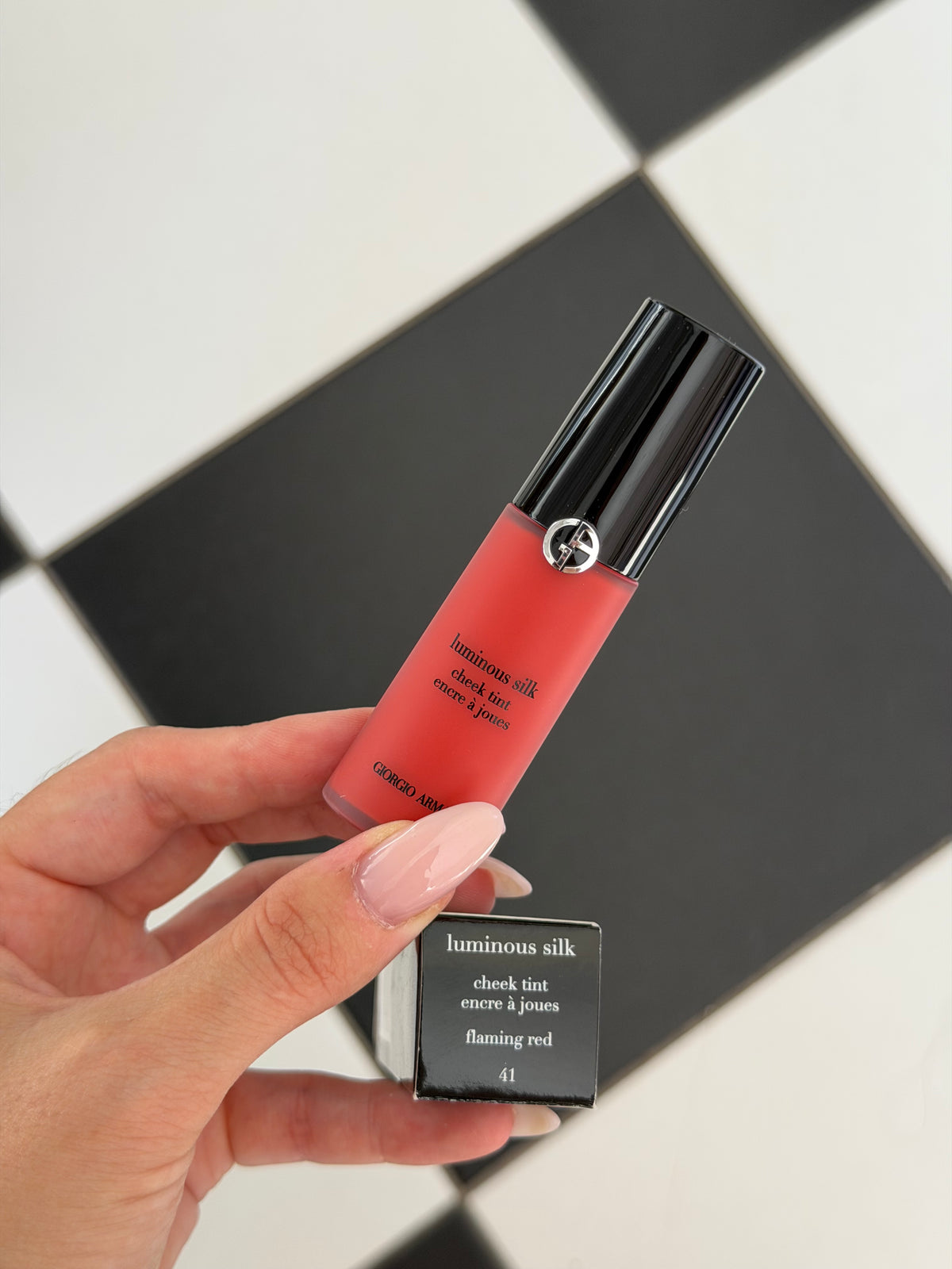 ARMANI Luminous Silk Cheek Tint - 
Skin-Fusing Liquid Blush (41)