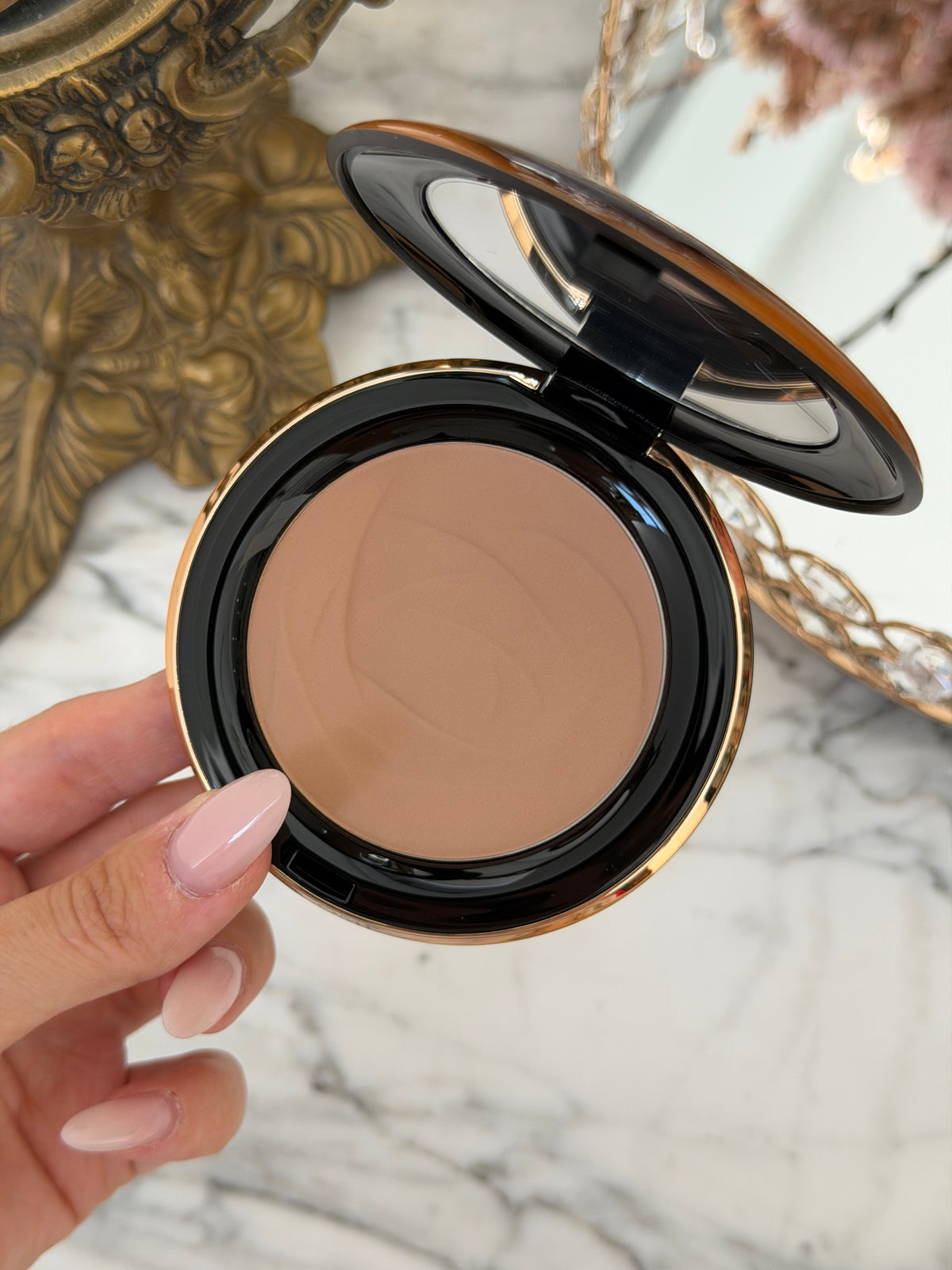 LANCOME Teint Idole Ultra Wear C.E Skin Transforming Bronzer (01)