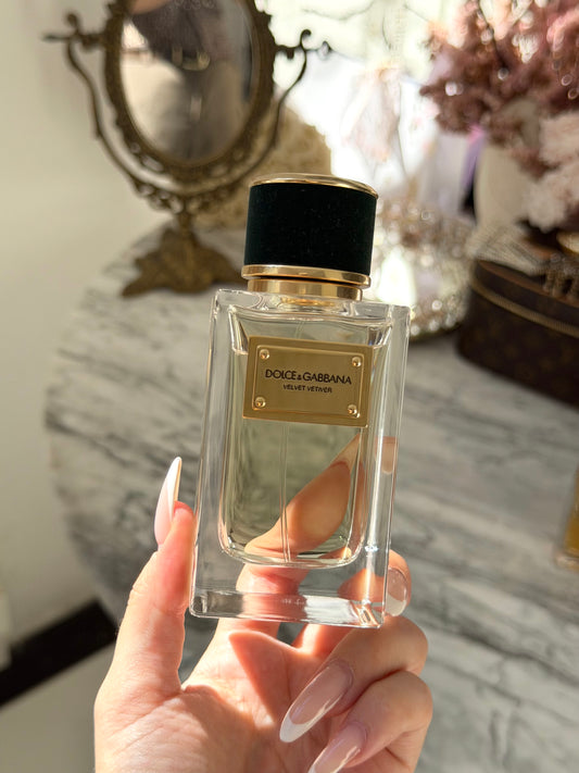 DOLCE&GABBANA
Velvet Vetiver Eau de Parfum 100ml
Woody Green Notes
