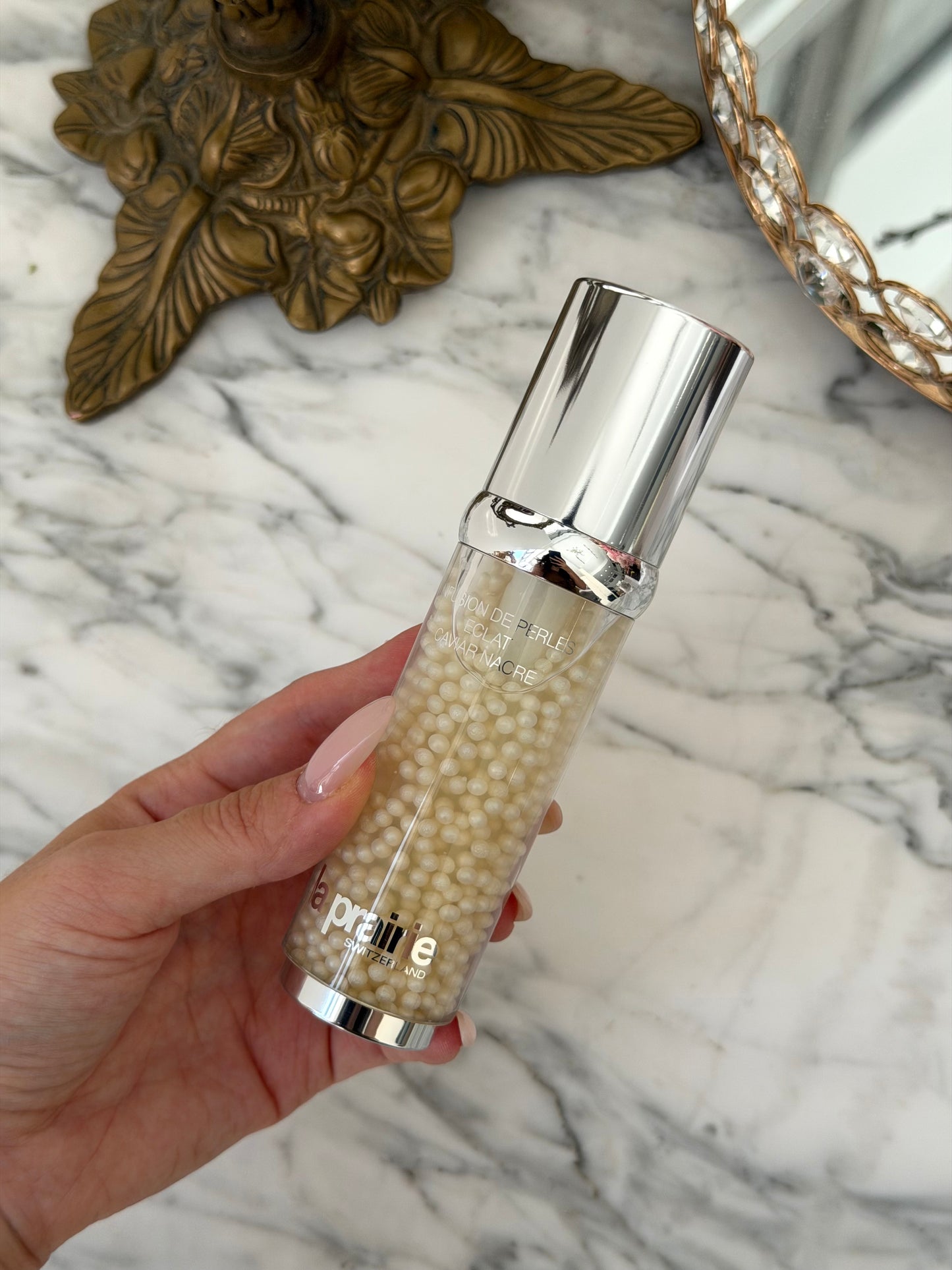 LA PRAIRIE White Caviar
Pearl Infusion
Illuminating And Firming Light-Infused Face Serum