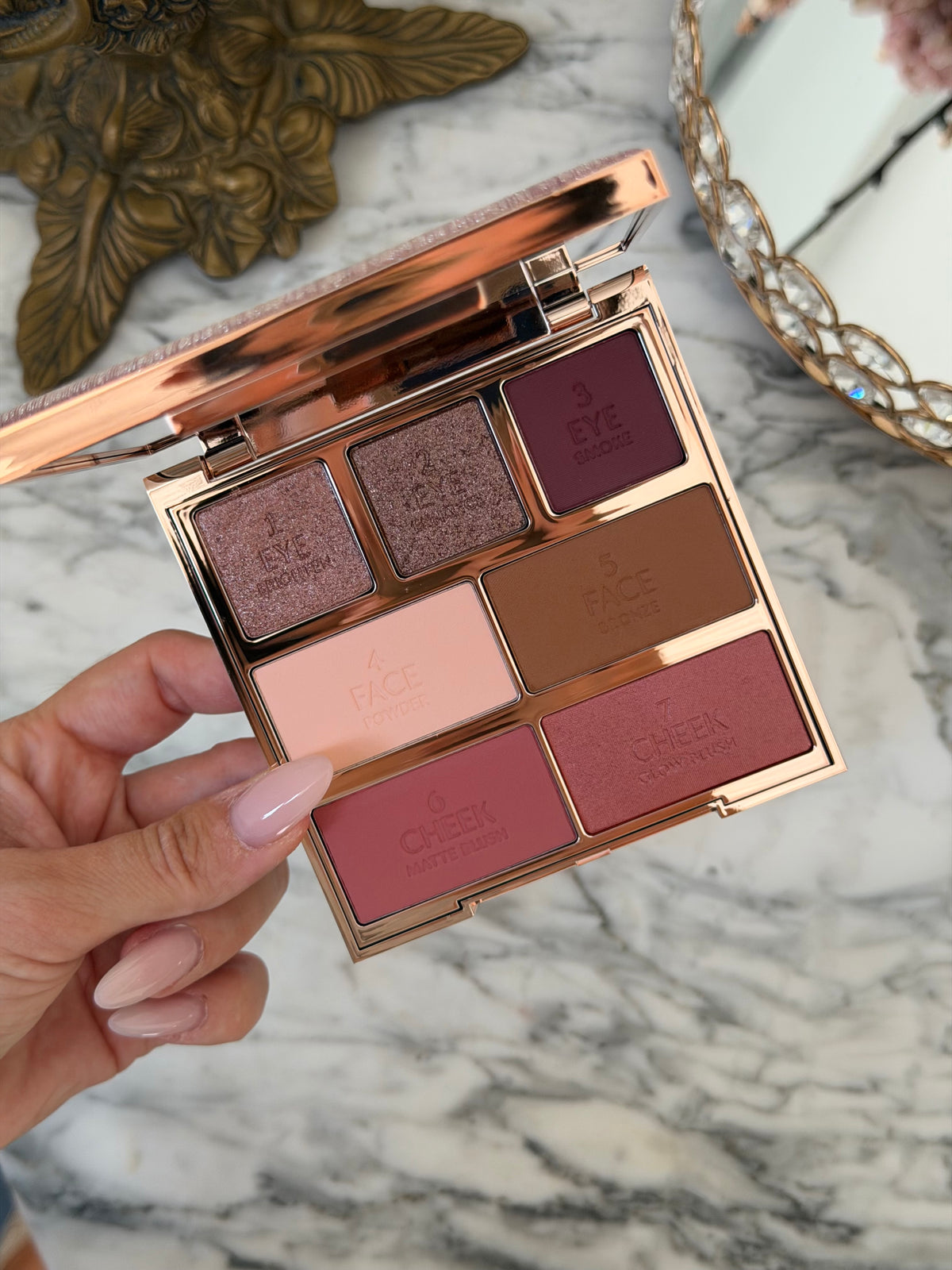 CHARLOTTE TILBURY Hollywood Instant Look In A Palette - Dreamy Bronzed Beauty
