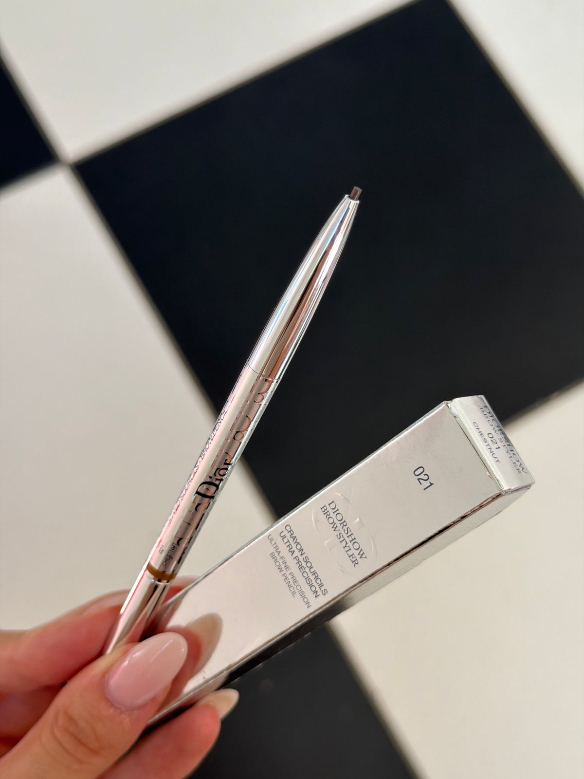 DIOR Diorshow Brow Styler (021)
Ultra-Fine Precision Brow Pencil