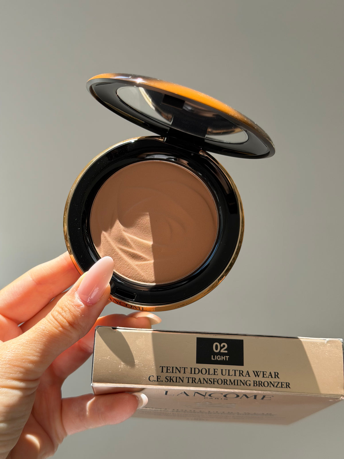 LANCOME Teint Idole Ultra Wear C.E Skin Transforming Bronzer (02)