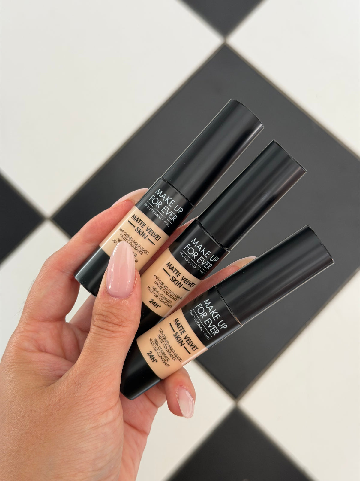 MAKE UP FOR EVER Matte Velvet Skin High Coverage Multi-Use Concealer