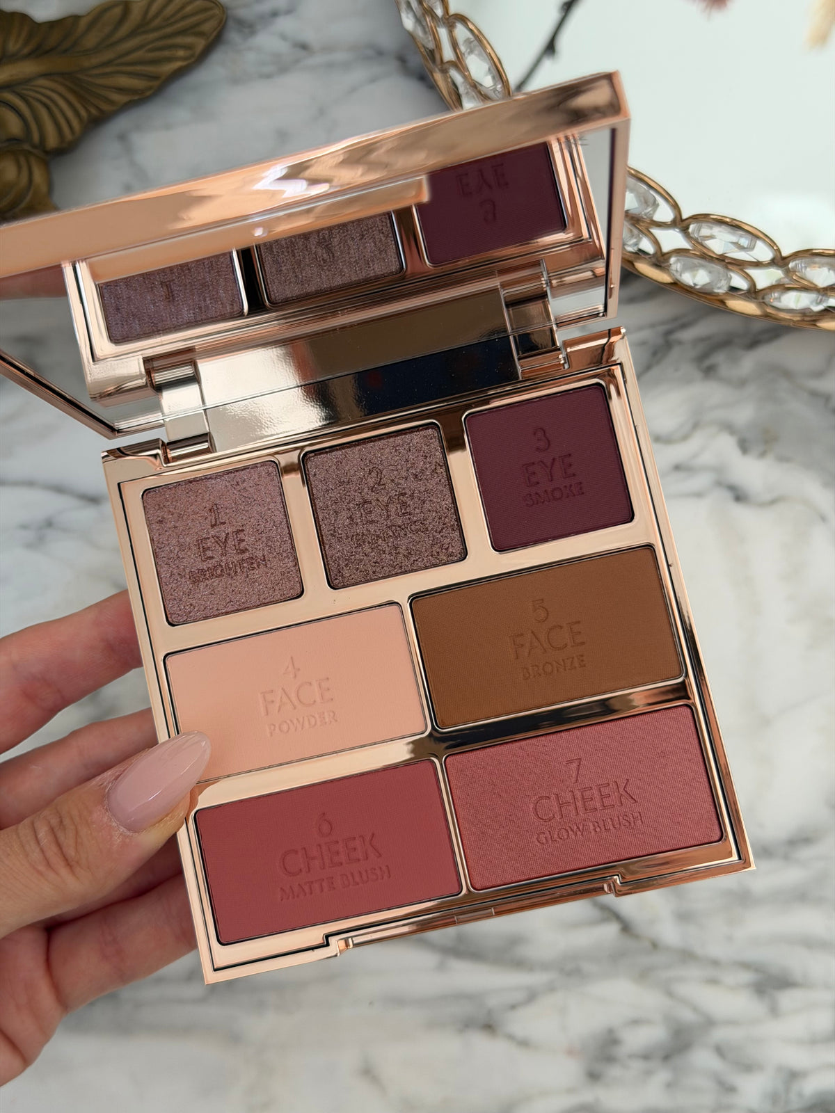 CHARLOTTE TILBURY Hollywood Instant Look In A Palette - Dreamy Bronzed Beauty