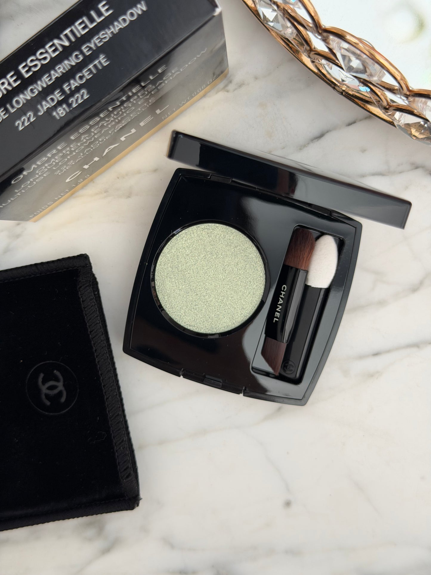 CHANEL Ombre Essentielle Multi-Use Longwearing Eyeshadow (222)