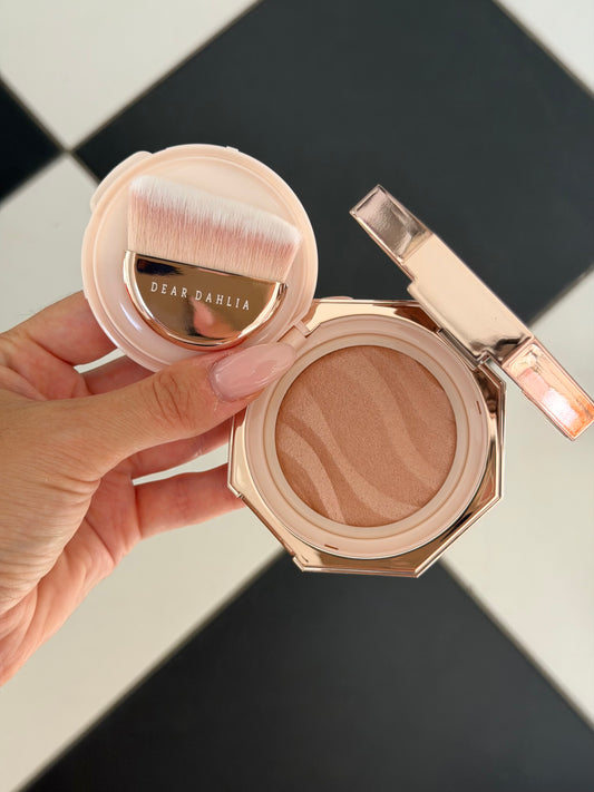 DEAR DAHLIA Blooming Edition
Endless Glow Illuminator - Highlighter
