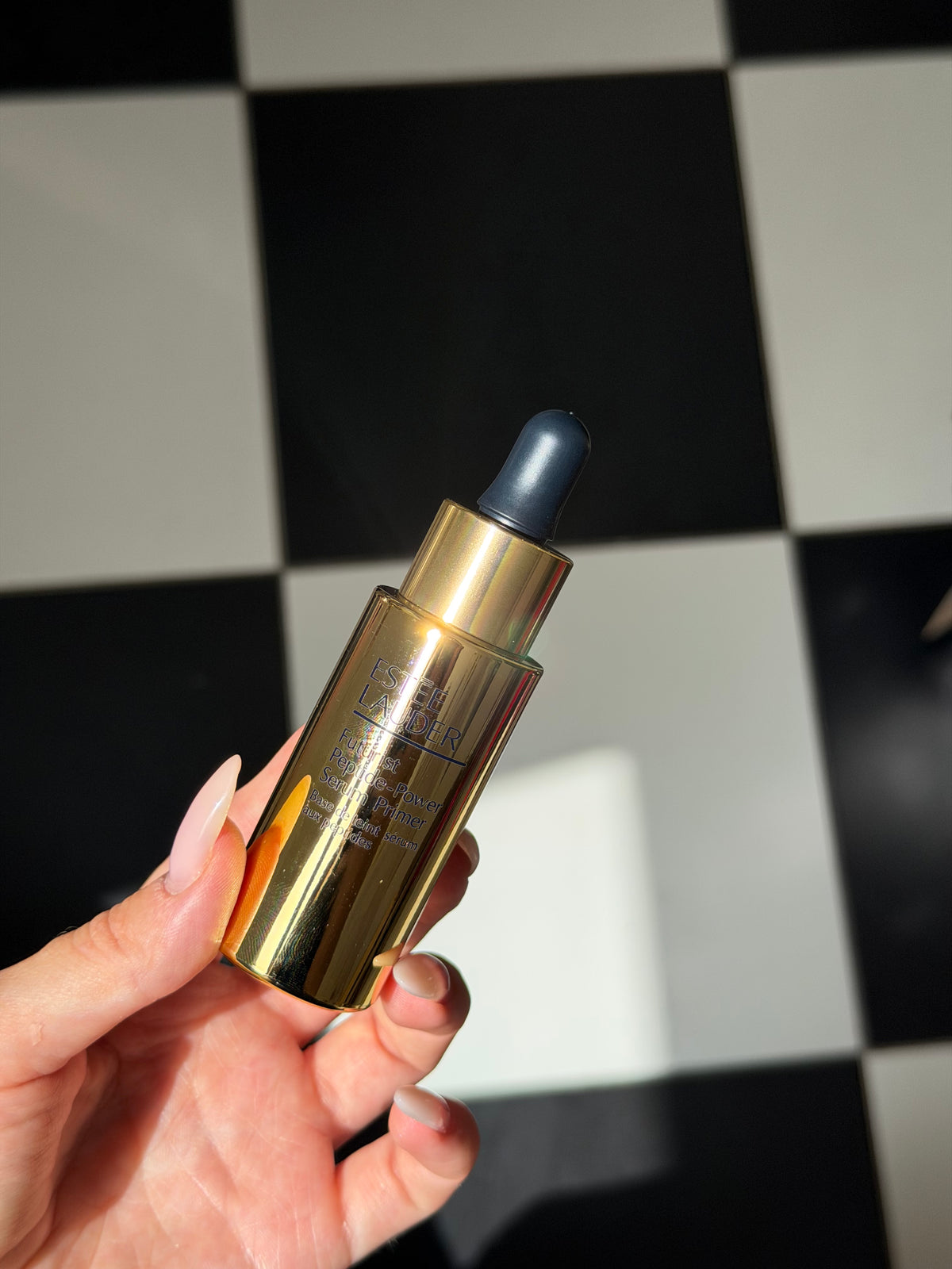 ESTÉE LAUDER Futurist
Peptide-Power Serum Primer