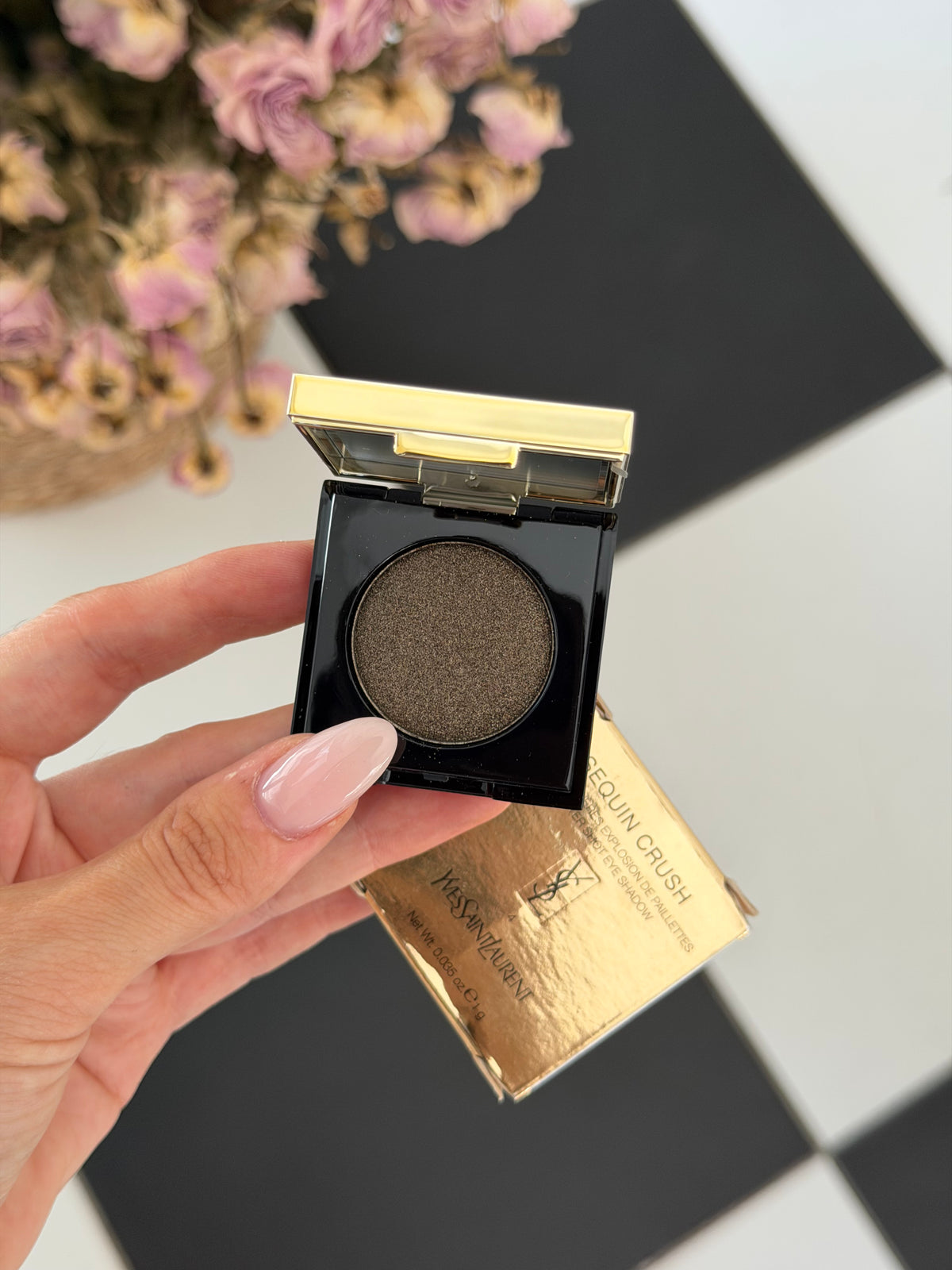 YSL Satin Crush Mono Eyeshadow (4)
