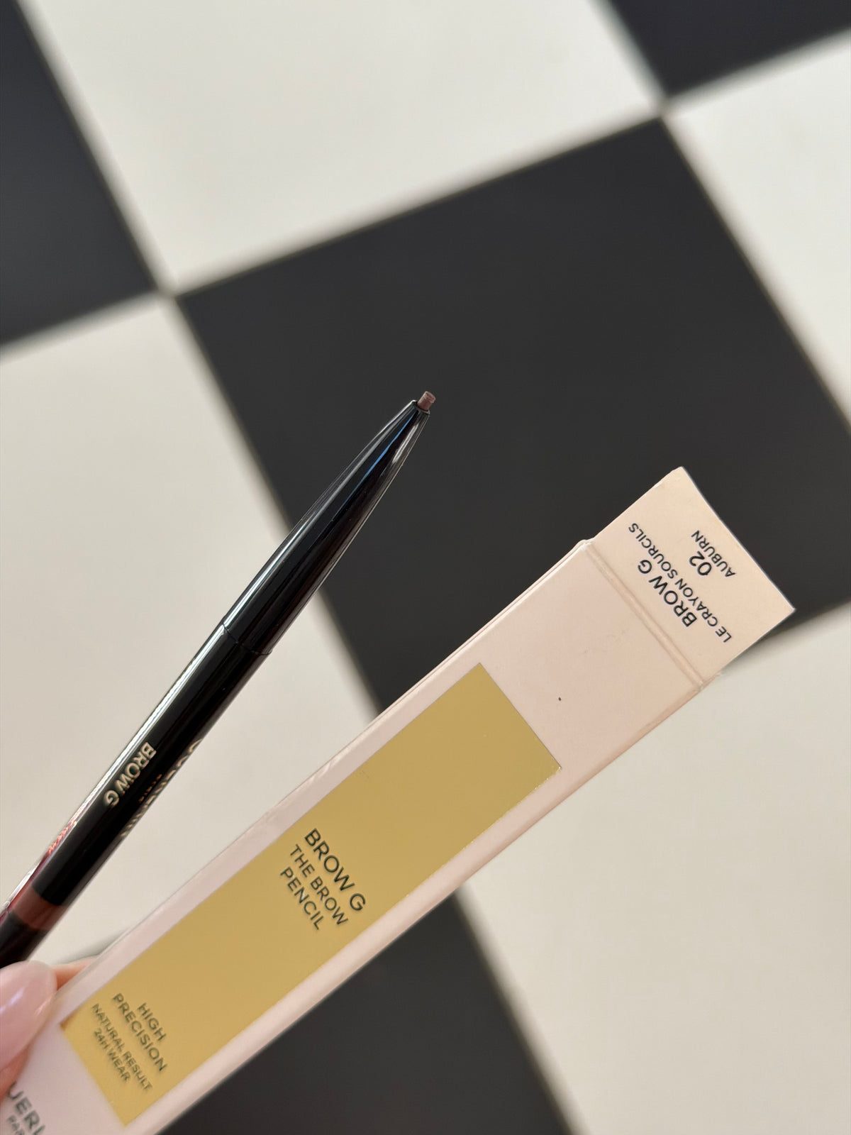 GUERLAIN Brow G (02)
Brow Pencil - High Precision & Long Wear