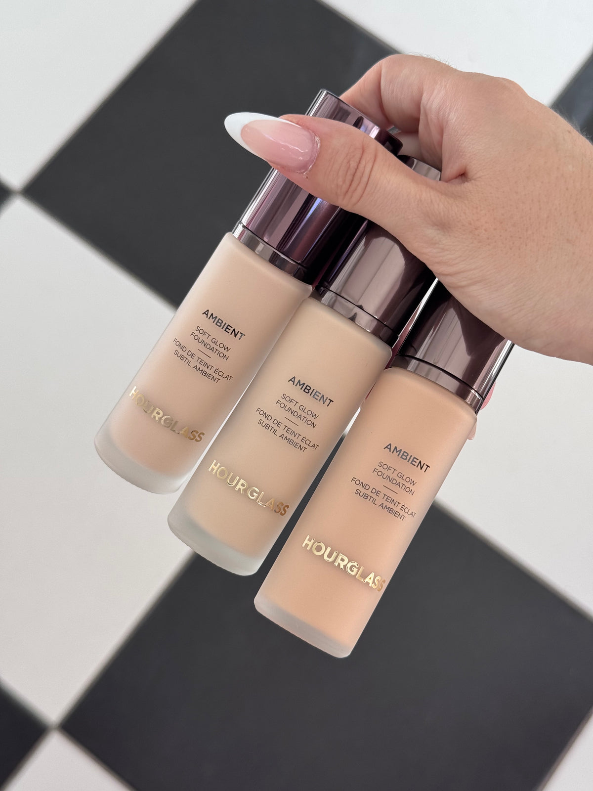 HOURGLASS Ambient Soft Glow Foundation (5)