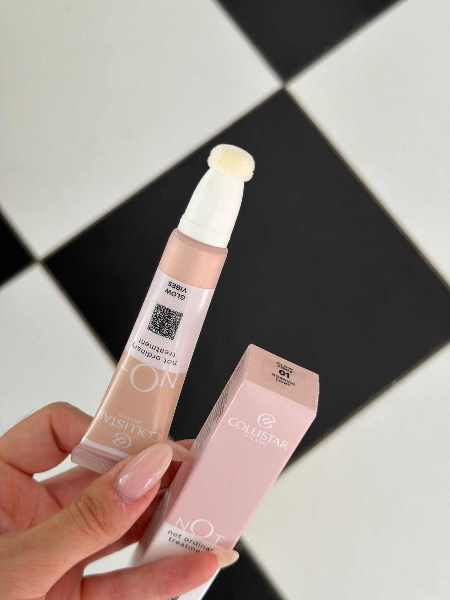 COLLISTAR Not Glow Vibes
Liquid Highlighter (01)