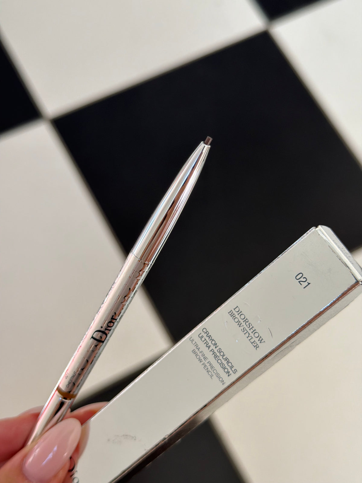 DIOR Diorshow Brow Styler (021)
Ultra-Fine Precision Brow Pencil