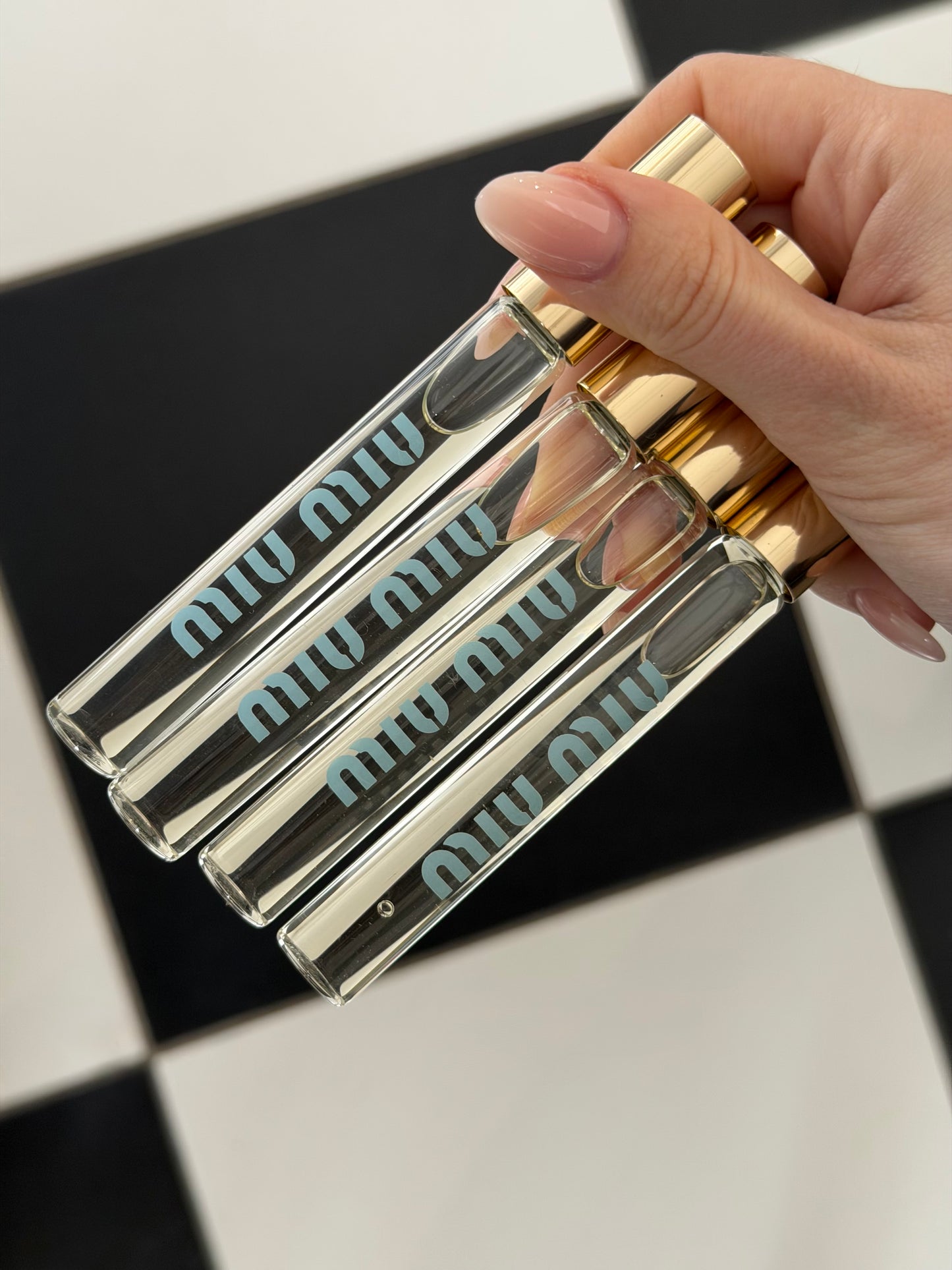 MIU MIU
Eau De Parfum Travel Size - Roller Pen