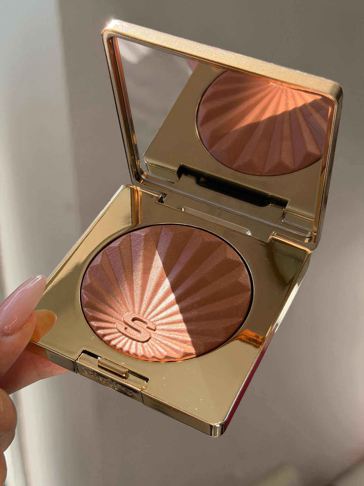 SISLEY Phyto-Touche Illusion D'été Sun-Kissed Powder-Gel