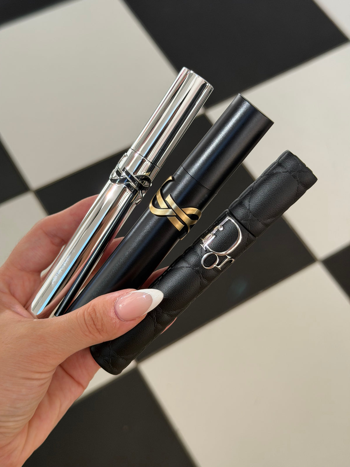 YSL
Lash Clash Extreme Volume Mascara - Black