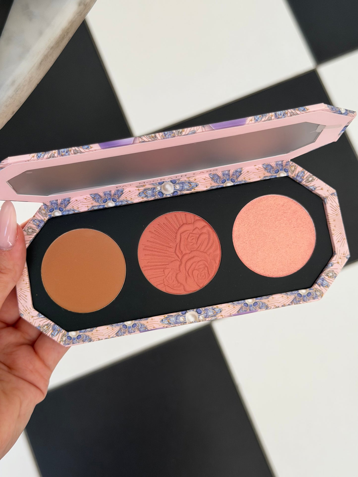 PAT McGRATH LABS Divine Blush + Bronze + Glow Trio Face Palette - Nirvana In Bloom