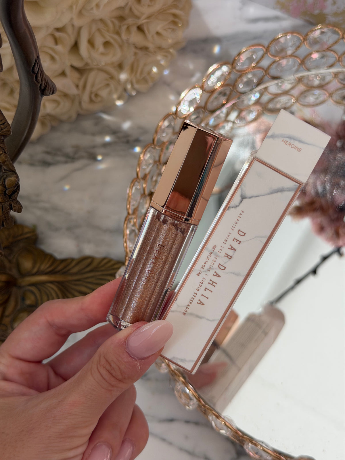 DEAR DAHLIA Paradise Shine Eye Sequins Liquid Eyeshadow - Heroine
