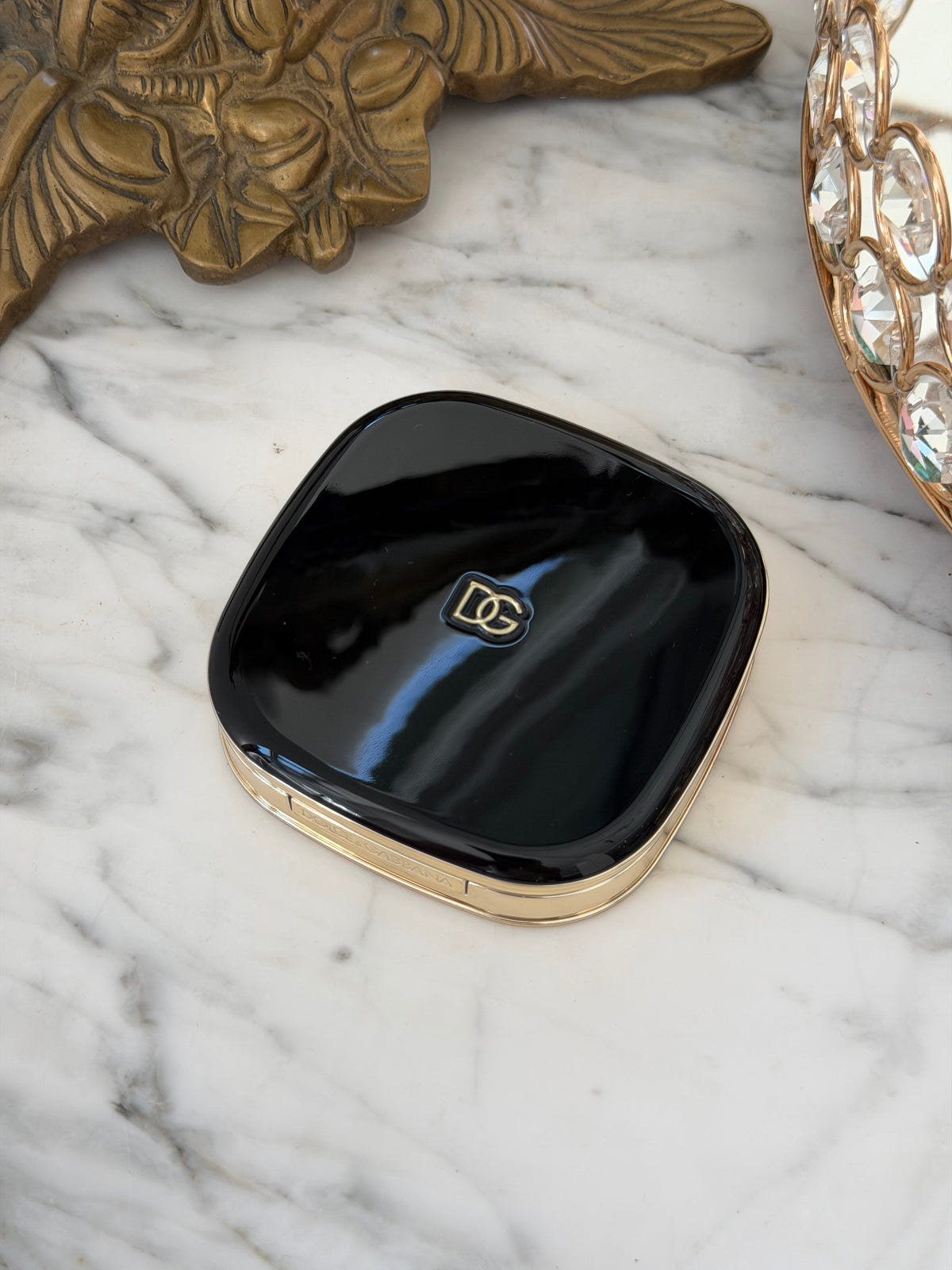 DOLCE&GABBANA Face&Eyes Match
Lasting Bronzer & Eyeshadow Powder (01)