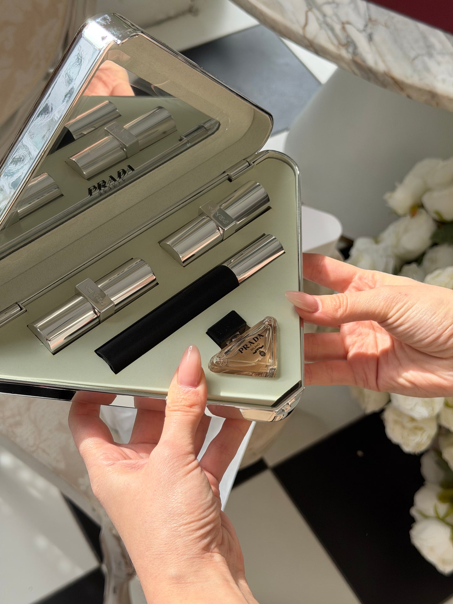 PRADA Beauty Clutch Essentials Case Set