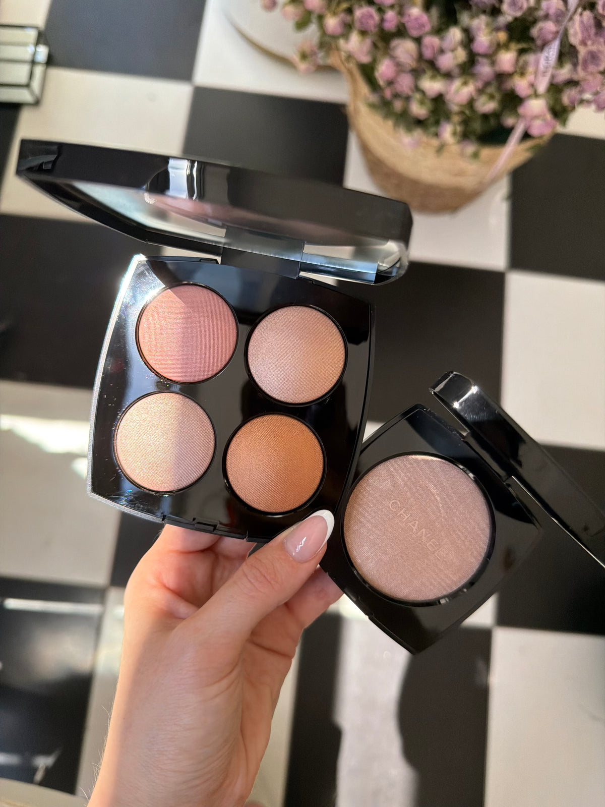 CHANEL Jeux De Lumières Eyeshadow and Highlighter Palette Limited Edition