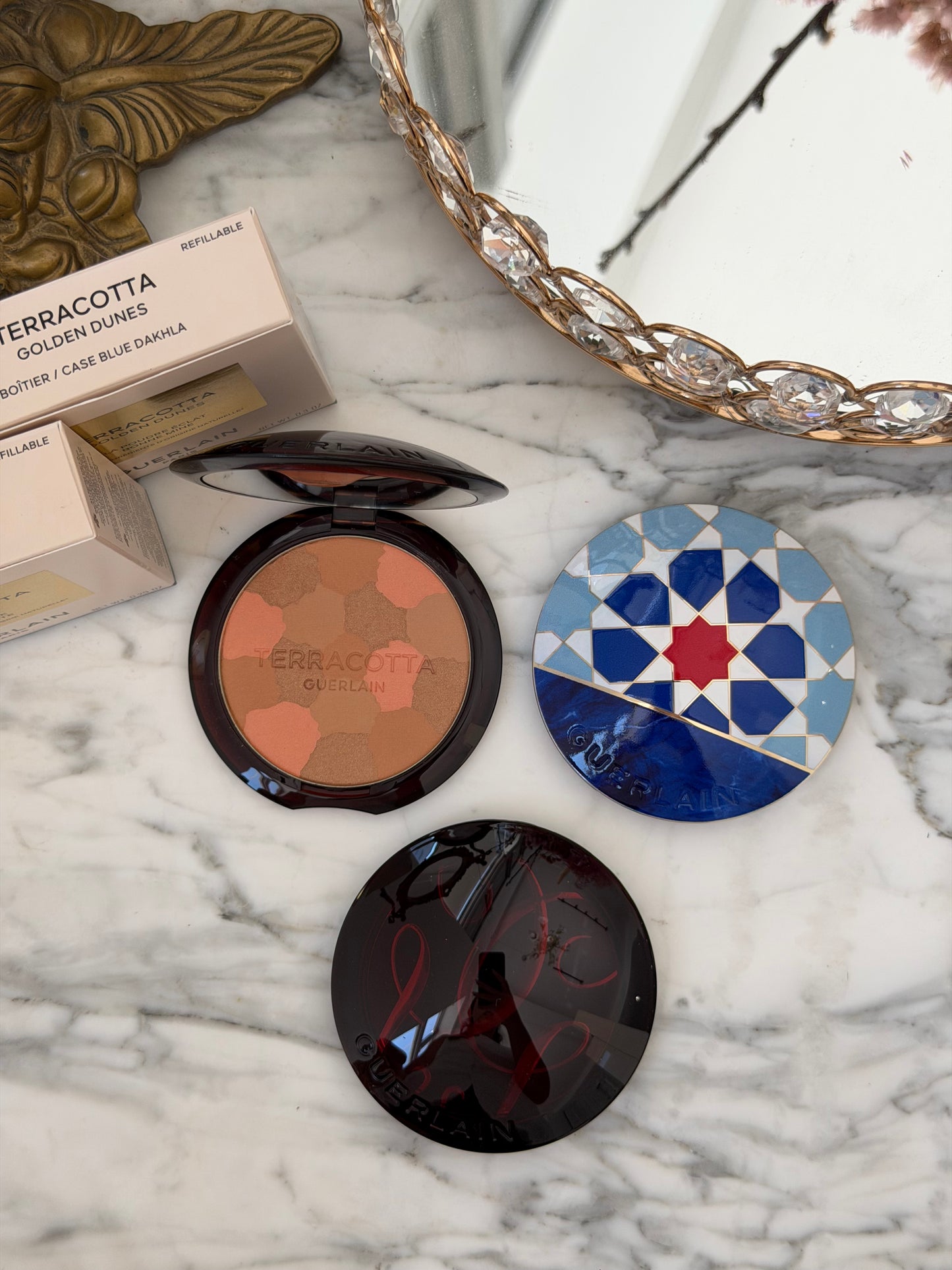 GUERLAIN Terracotta Golden Dunes
The Sun-Kissed Healthy Glow Powder Limited Edition - Case Blue Dakhla