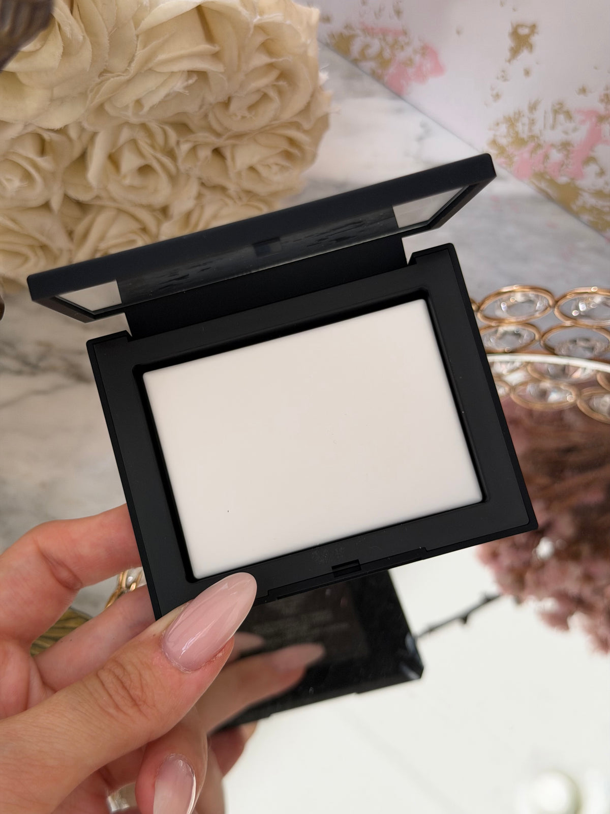 NARS Light Reflecting™ Pressed Setting Powder - Translucent Crystal