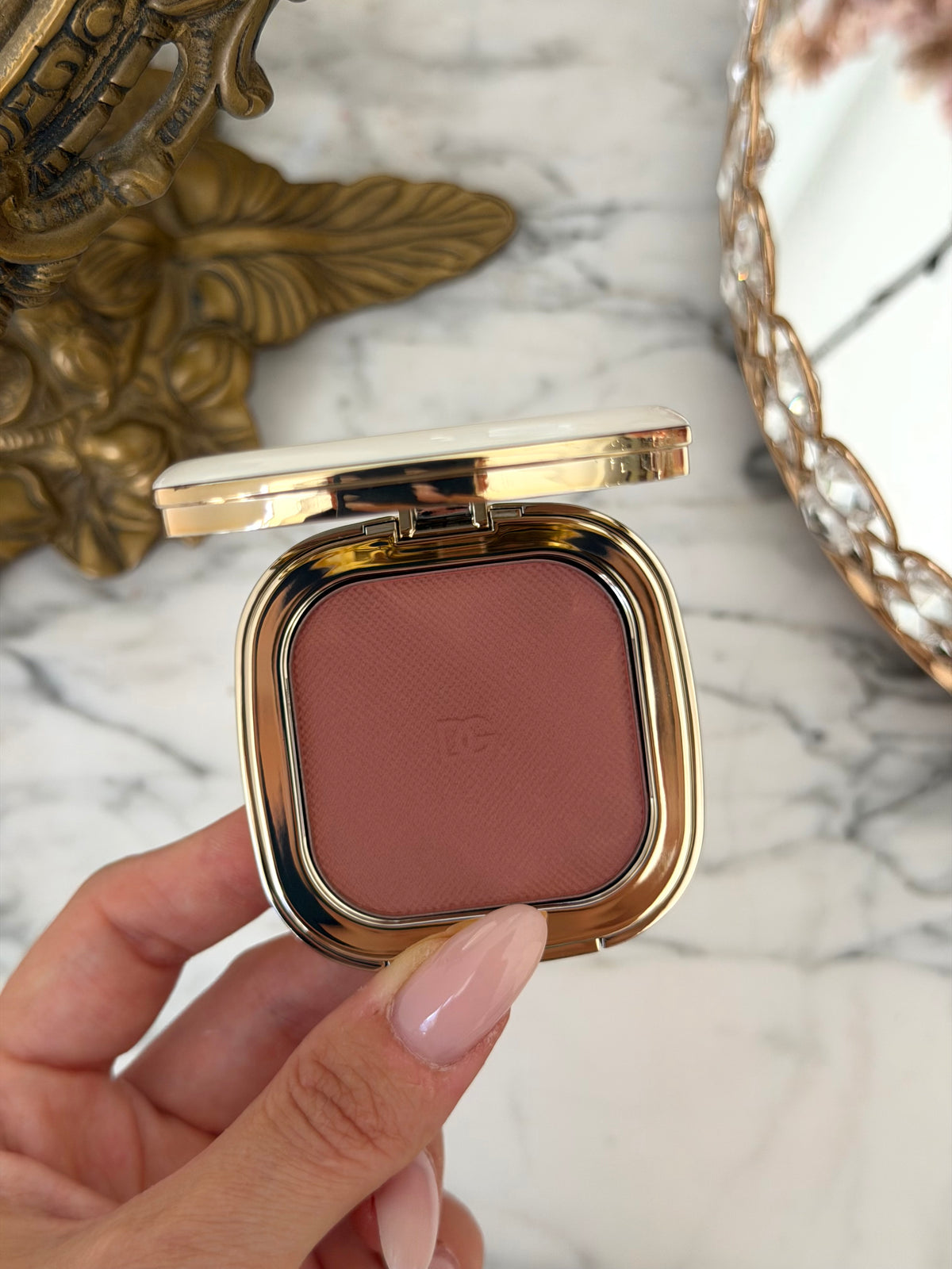 DOLCE&GABBANA
Cheek&Eyes Match - Lasting Blush & Eyshadow Powder (01)