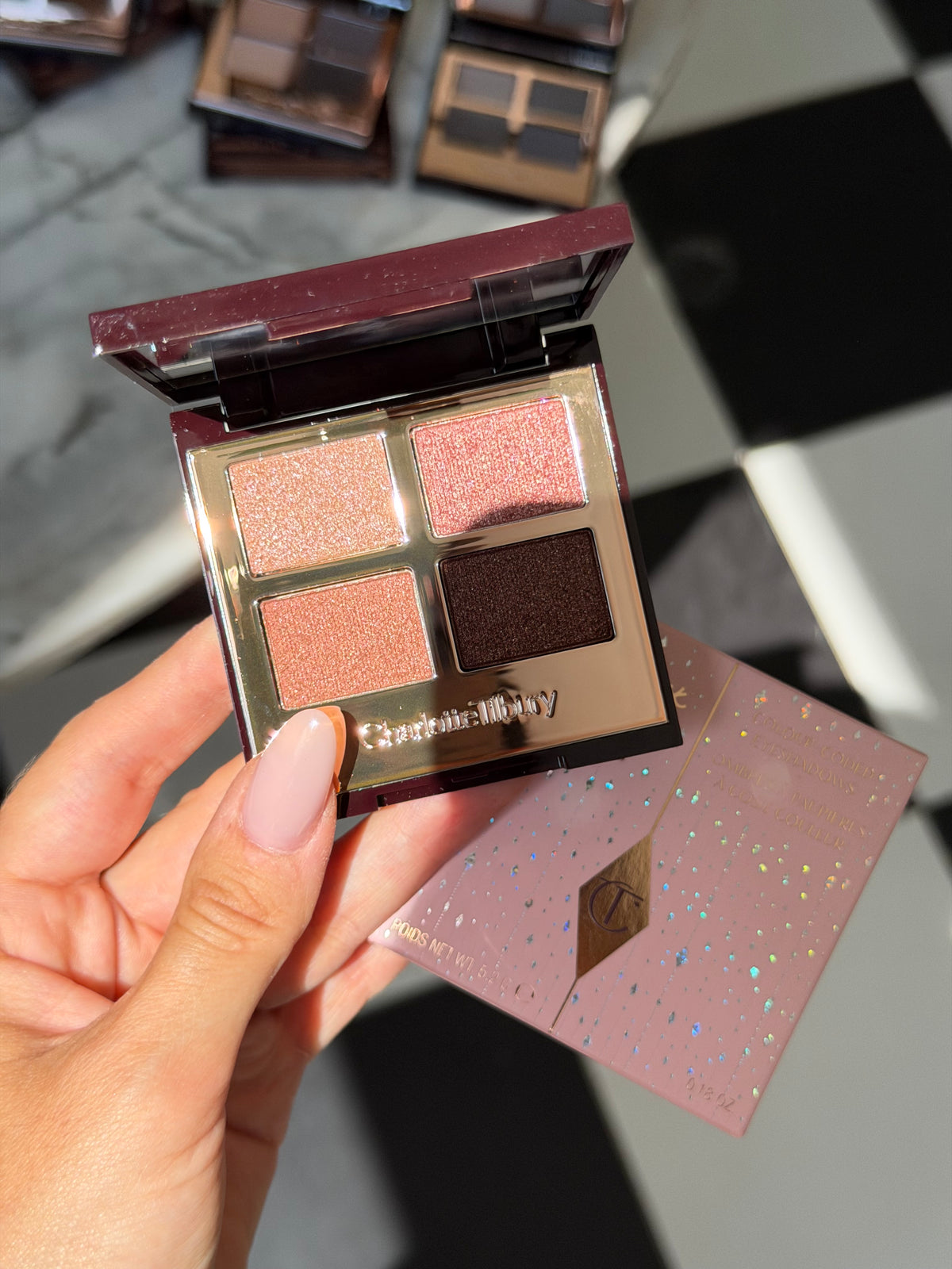 CHARLOTTE TILBURY Luxury EyeShadow Palette Of Pops - Pillow Talk