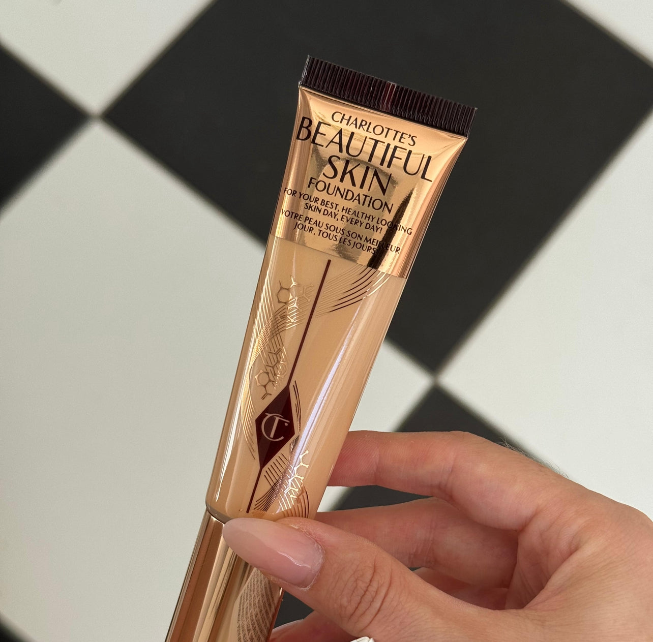 CHARLOTTE TILBURY Charlotte’s Beautiful Skin Foundation (2 Warm) - Healthy Looking Skin Every Day