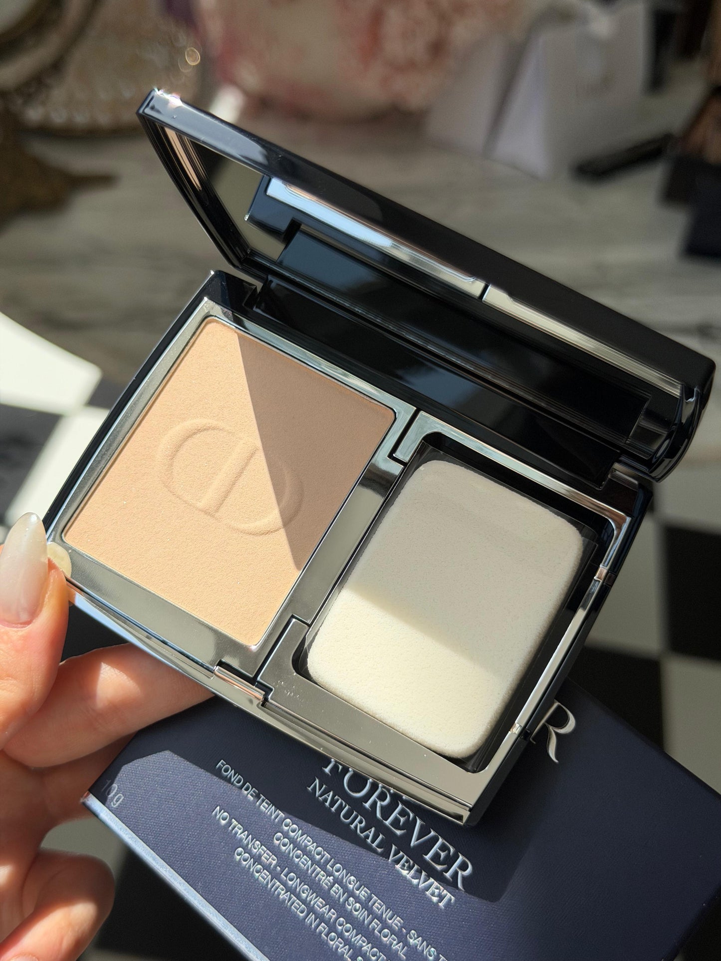 DIOR Forever Natural Velvet
Compact Foundation (2N)
