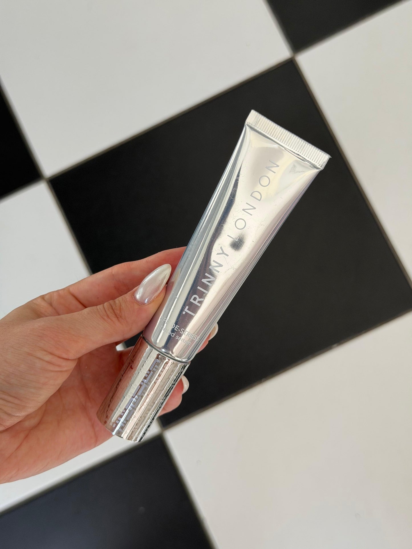 TRINNY LONDON
BFF De-Stress Tinted Serum