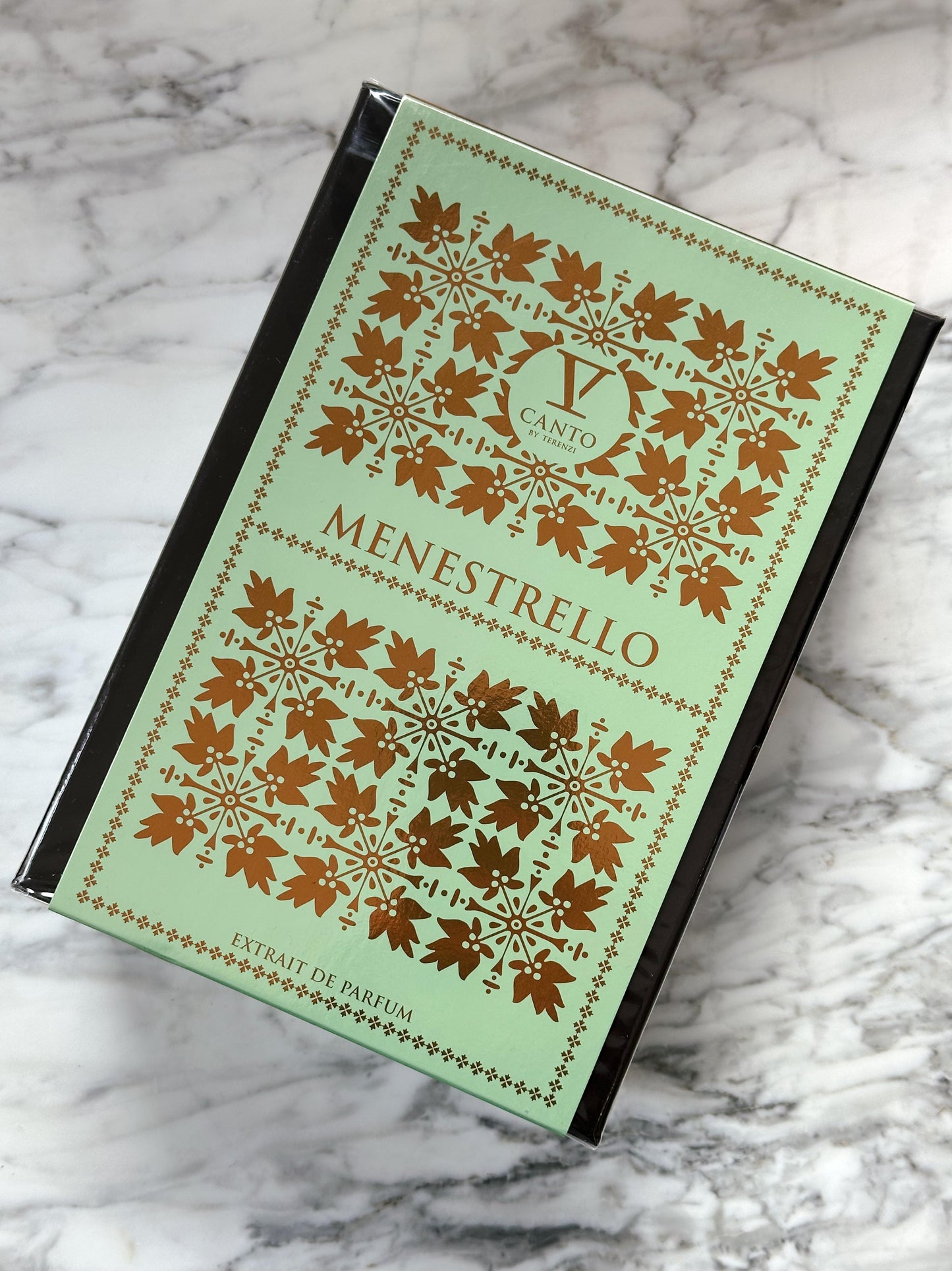 V CANTO BY TERENZI
Menestrello Extrait de Parfum 100ml