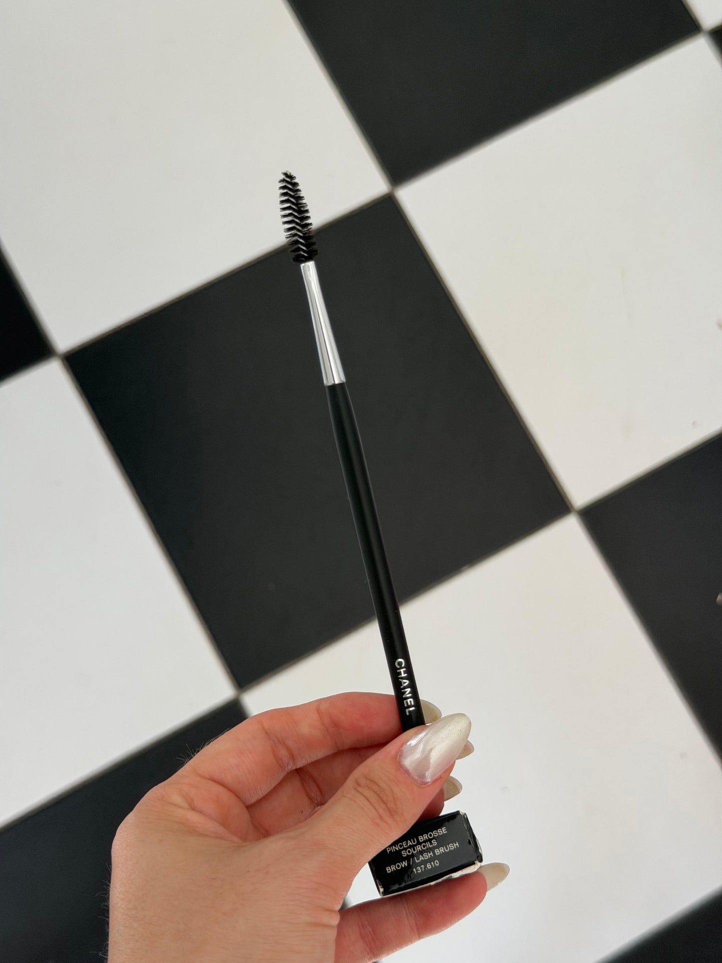 CHANEL Les Pinceaux De Chanel Brow/Lash Brush (11)