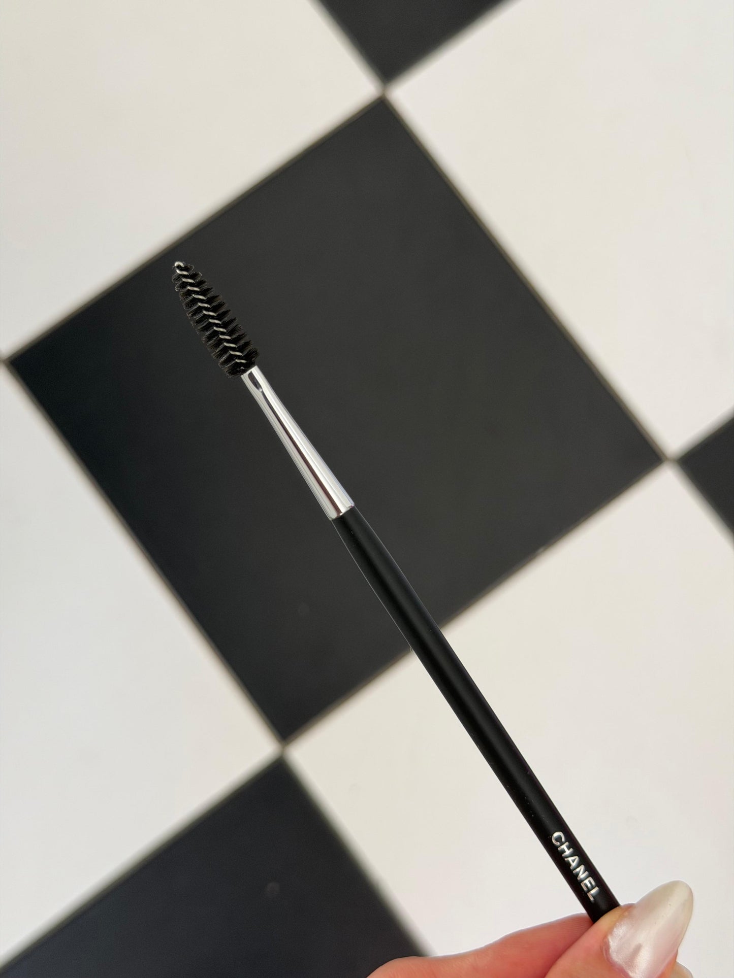 CHANEL Les Pinceaux De Chanel Brow/Lash Brush (11)