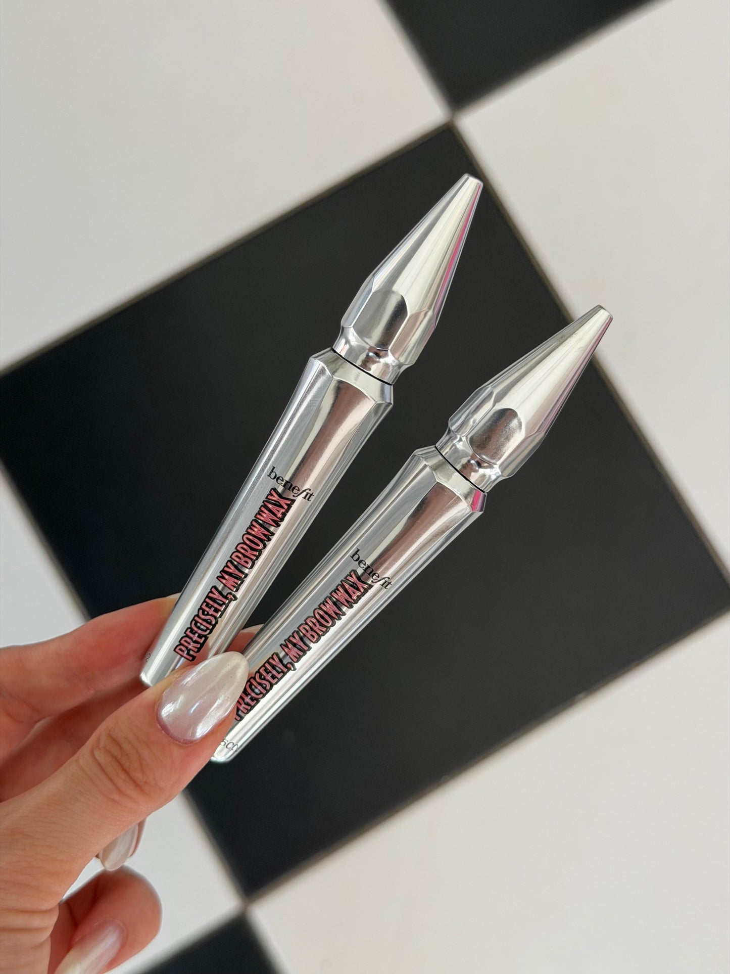 BENEFIT Precisely, My Brow Wax (5)