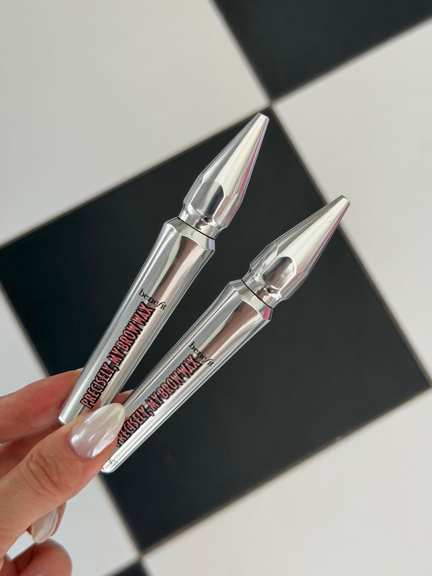 BENEFIT Precisely, My Brow Wax (5)
