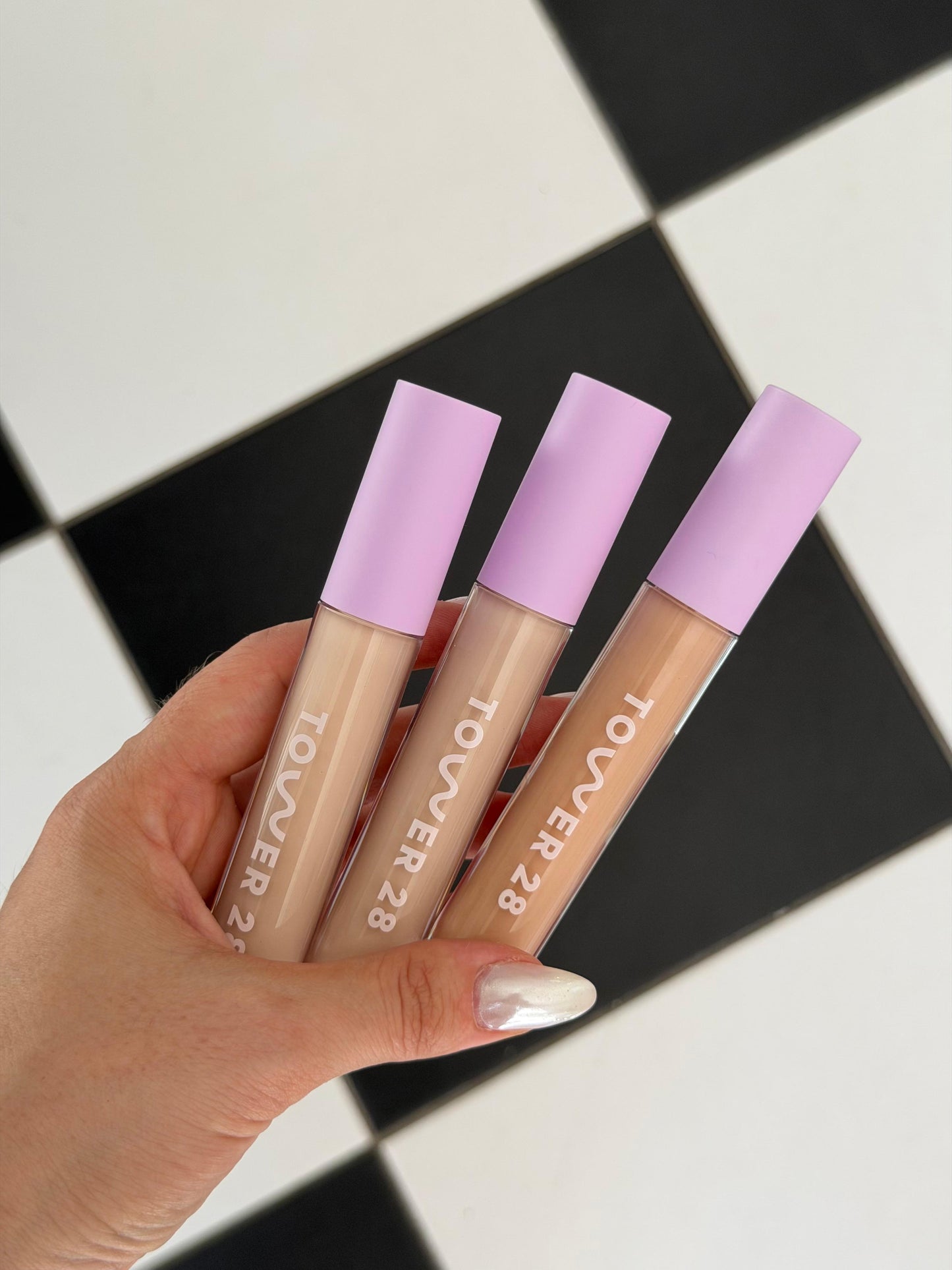 TOWER 28 Swipe Serum Concealer® (6.0 IE)
